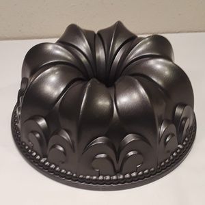 Nordic Ware Kitchen - 👹SOLD👹Nordic Ware Fleur De Lis Bundt Cake Pan Nordic Ware Kitchen - 👹SOLD👹Nordic Ware Fleur De Lis Bundt Cake Pan